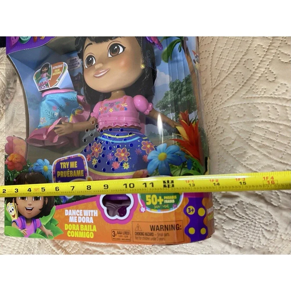 Nickelodeon Dance With Me Dora Interactive Doll Playset, 2 Skirts, 10 Songs